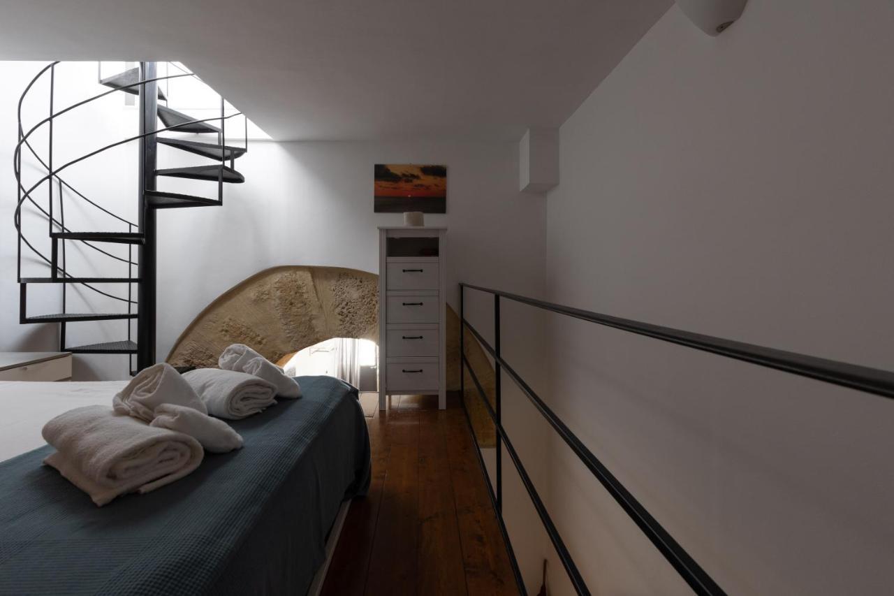 La Casa Del Cacciatore - Alloggio Con Terrazzo Lägenhet Palermo Exteriör bild